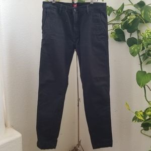Black Levi's XX Chino